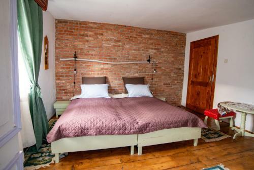 Hostal Surasul Muntelui