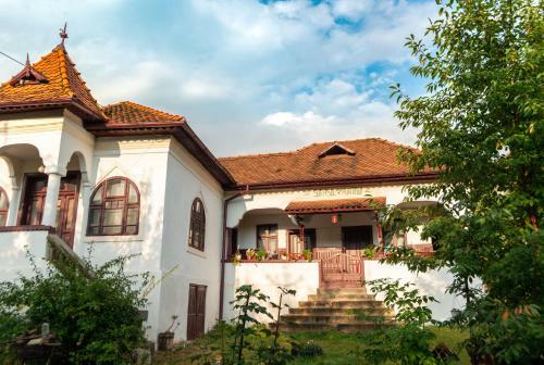 Hostal Surasul Muntelui