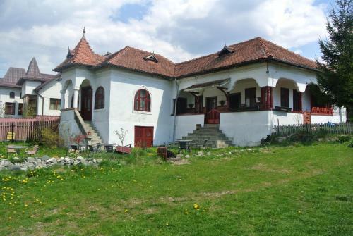 Hostal Surasul Muntelui