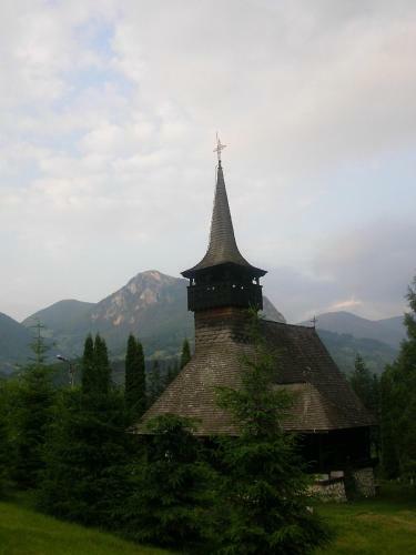 Hostal Surasul Muntelui