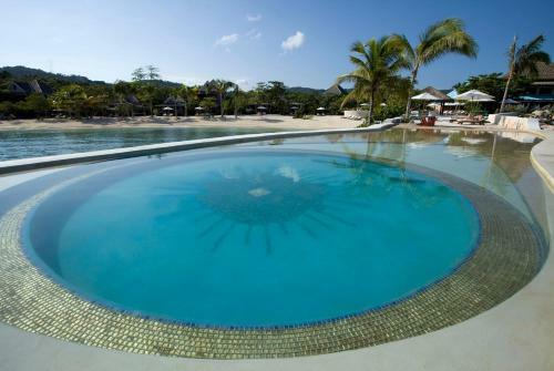 Hotel Golden Eye