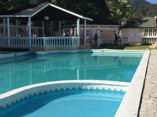 Hotel Constanza Villas & Club