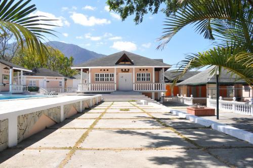 Hotel Constanza Villas & Club