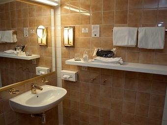 First Hotel Olofstr�m