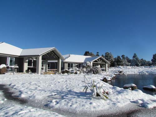 Bed & Breakfast Tongariro Suites