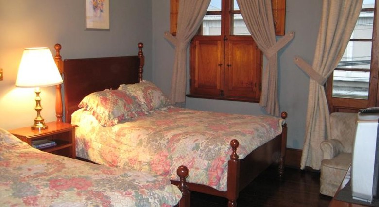 Casa Carmel Bed & Breakfast