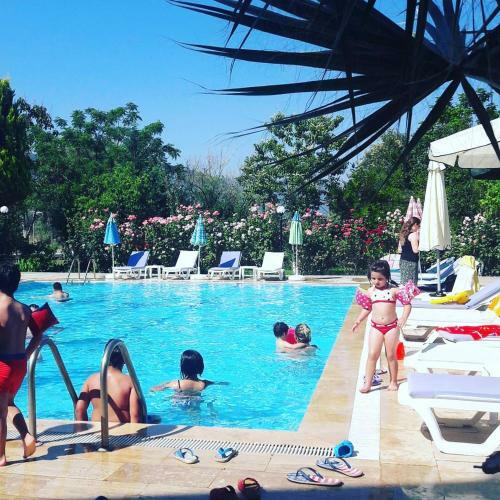 Hostal Melodi Club Apart