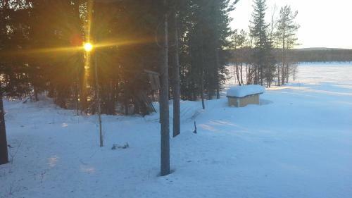 Aamuruskon Ukkola Cottage