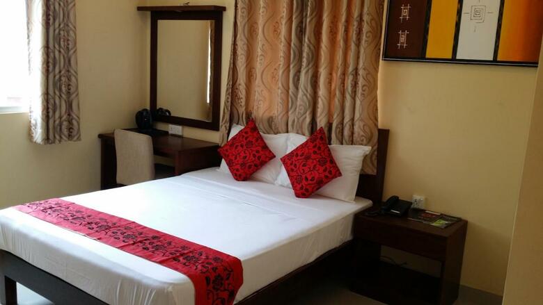 Grand 7 Hotel Thalawathugoda
