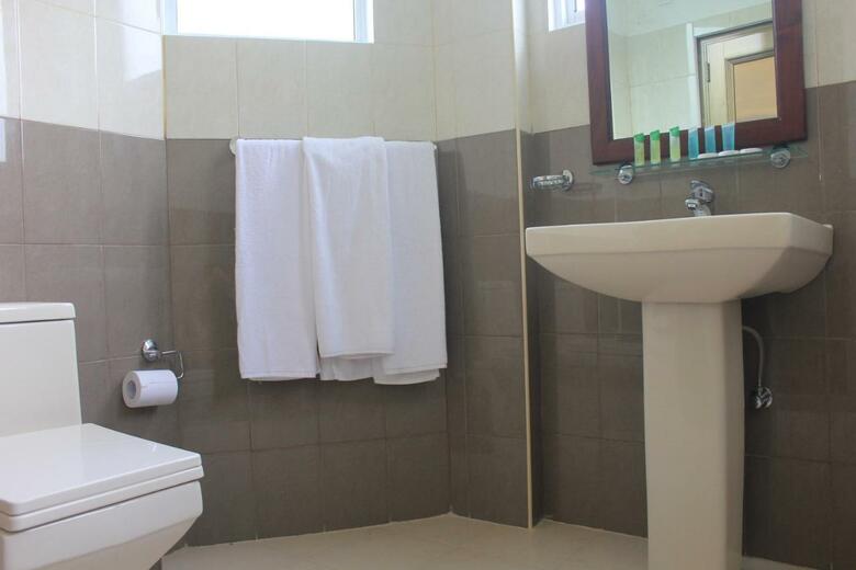 Grand 7 Hotel Thalawathugoda