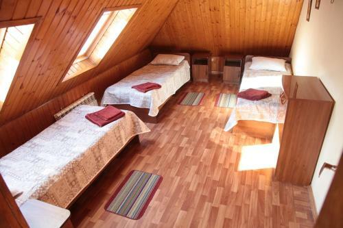 Hostal Kastana Hotel