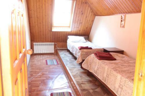 Hostal Kastana Hotel