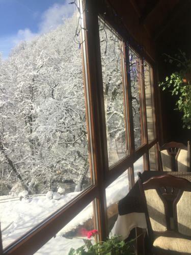 Hostal Kastana Hotel