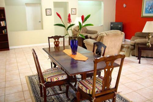 Bed & Breakfast Agapantha Cottage