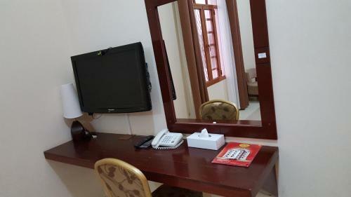 Al Ayjah Plaza Hotel