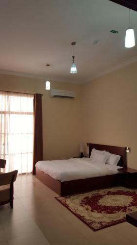 Al Ayjah Plaza Hotel