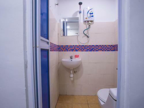 1st Inn Hotel Shah Alam (sa13)