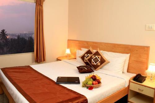 Bed & Breakfast Hoppers Stop - Yelahanka