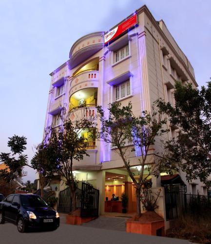 Bed & Breakfast Hoppers Stop - Yelahanka