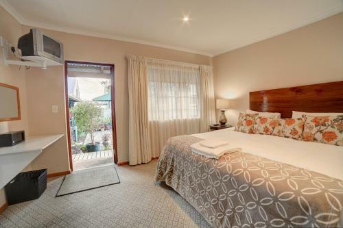 Outeniqua Travel Lodge