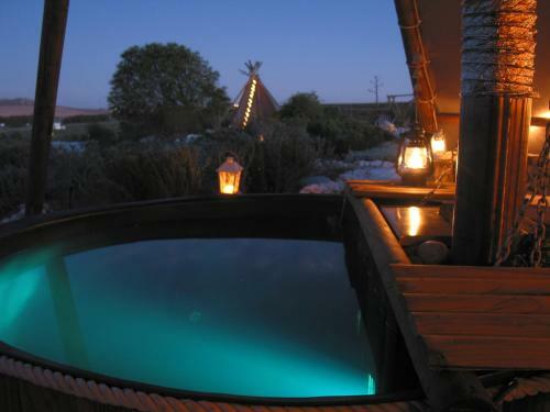 Hostal Farr Out Guest House