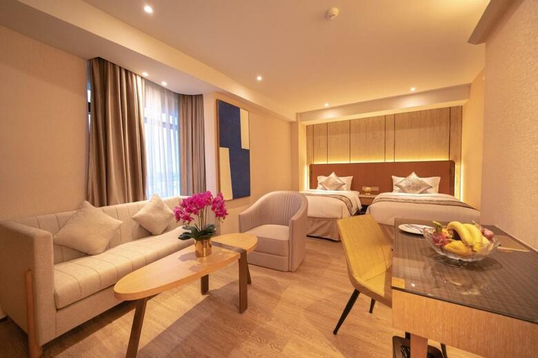 Hotel Golden Dragon