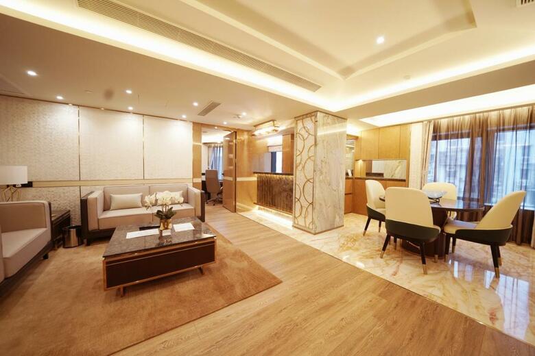 Hotel Golden Dragon