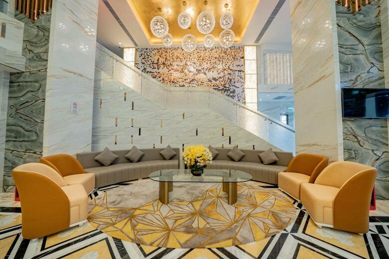 Hotel Golden Dragon