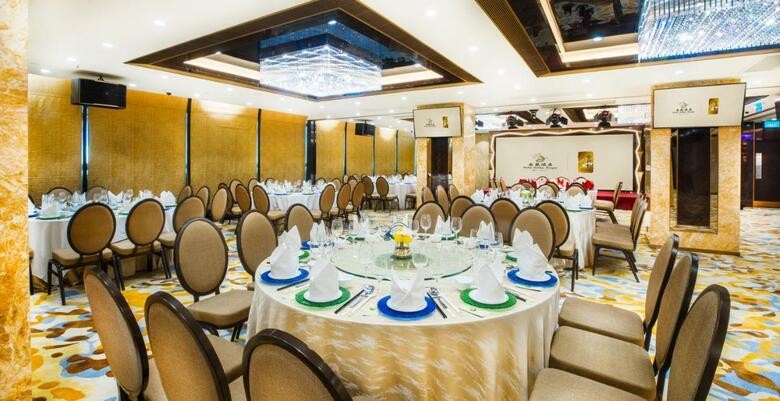 Hotel Golden Dragon