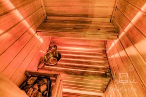 Arkabarka Floating Hostel