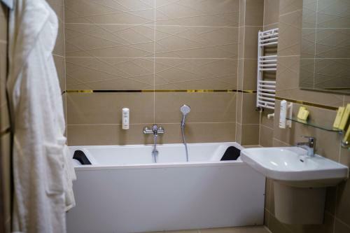 Hotel Nowy Dw�r W Zaczerniu