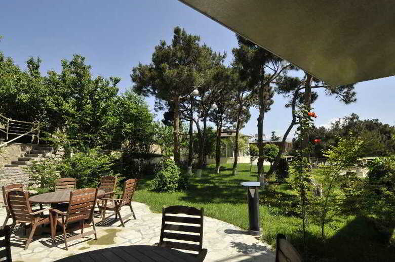 Hotel Beaumonde Garden Resort