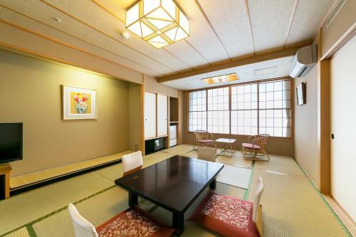 Tateshina Grand Hotel Takinoyu