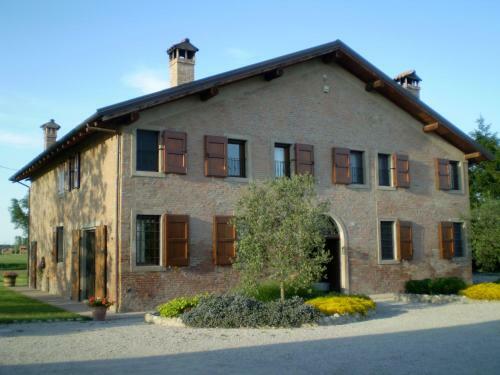 Hostal Agriturismo La Cascinetta