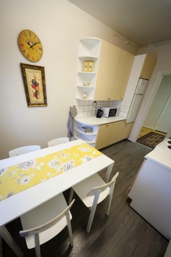 Y�myssy Apartments