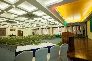 Green Palace Hotel
