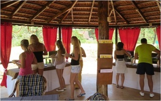 Hotel Morjim Bay Beach Resort