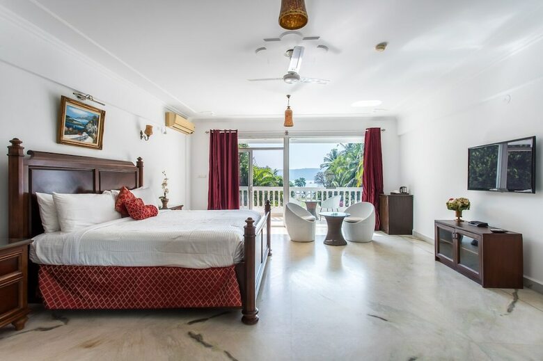 Hotel Safira River Front Resort