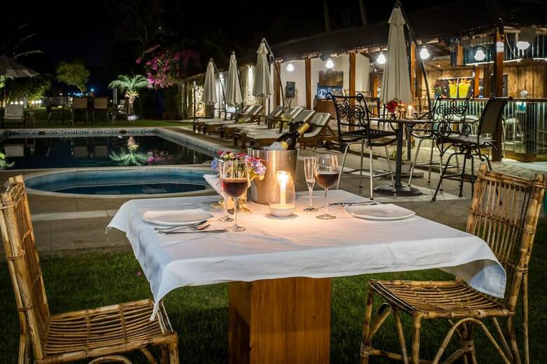 Hotel Safira River Front Resort