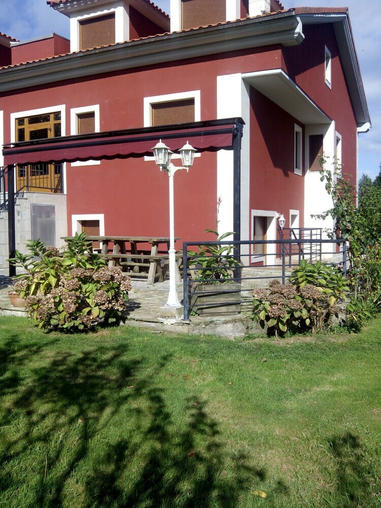Apartamentos La Higar