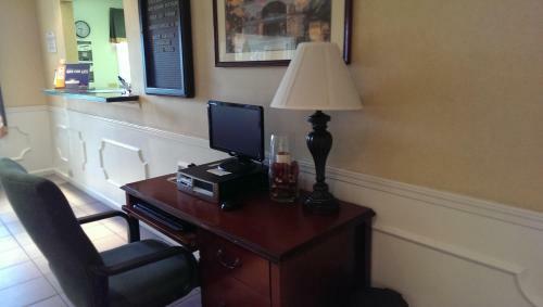 Motel Baymont Inn & Suites - Orangeburg