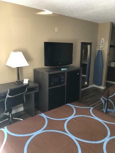 Motel Baymont Inn & Suites - Orangeburg