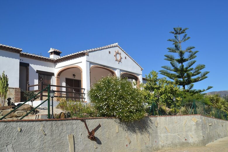 Apartamentos Alojamientos Huetor