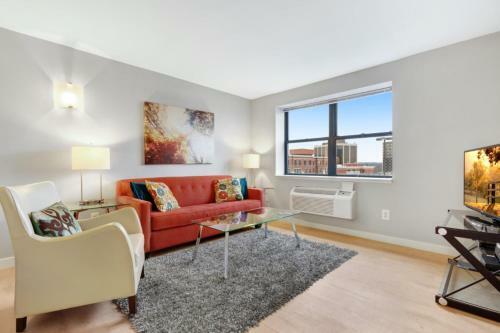 Gsa Luxury Apartments At The Monroe