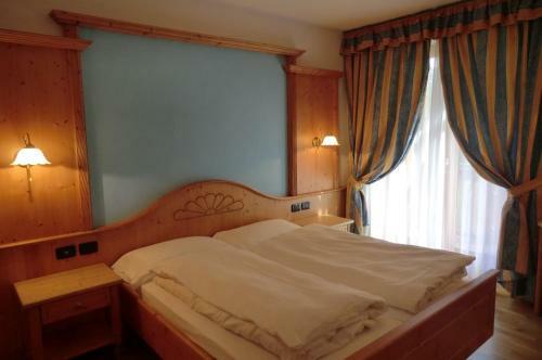Hotel Albergo Garn� Costa Verde