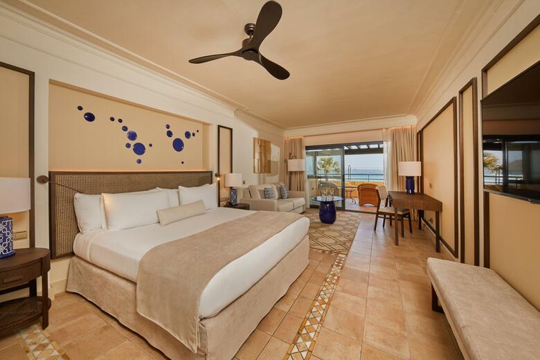 Hotel Secrets Bah�a Real Resort - Adults Only