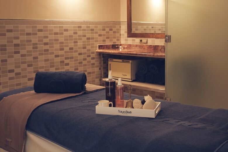 Hotel Secrets Bah�a Real Resort - Adults Only