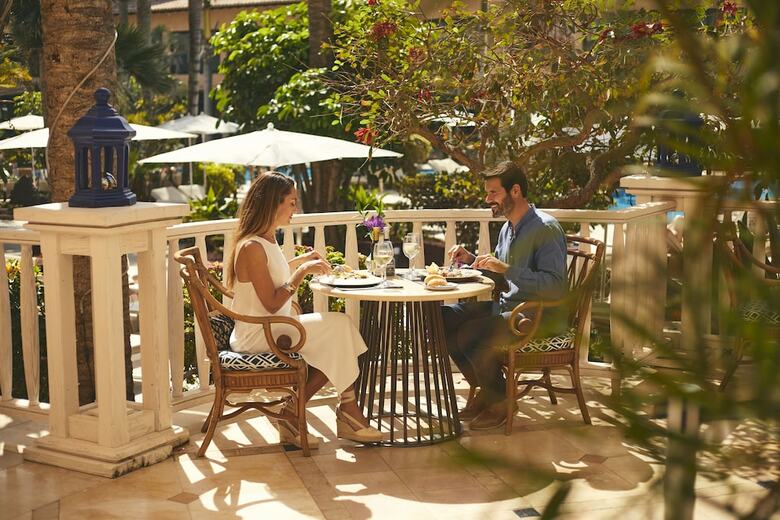 Hotel Secrets Bah�a Real Resort - Adults Only