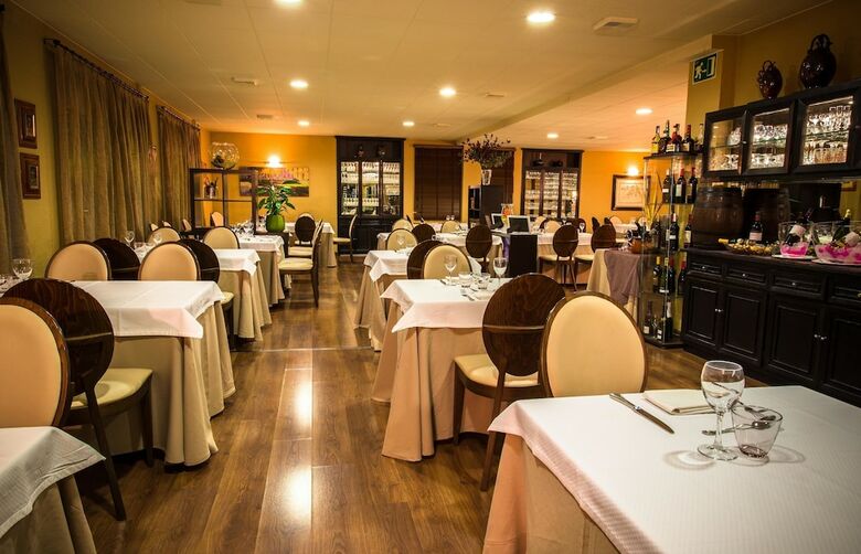 Hotel Hostal Esteba