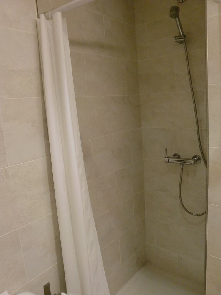 Hotel Hostal Esteba